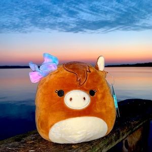 SQUISHMALLOW TOMAR 8” ADORABLE CUDDLY HORSE